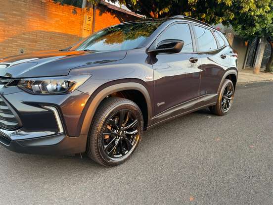 CHEVROLET-TRACKER-2023