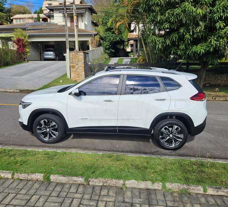 CHEVROLET-TRACKER-2022