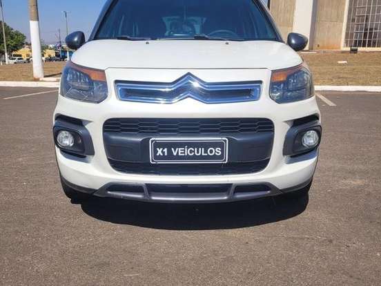 CITROËN-C3-1.6 TENDANCE 16V FLEX 4P AUTOMÁTICO CITROËN-C3-2014