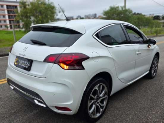 CITROËN-DS4-1.6 THP GASOLINA CHIC AUTOMÁTICO CITROËN-DS4-2015