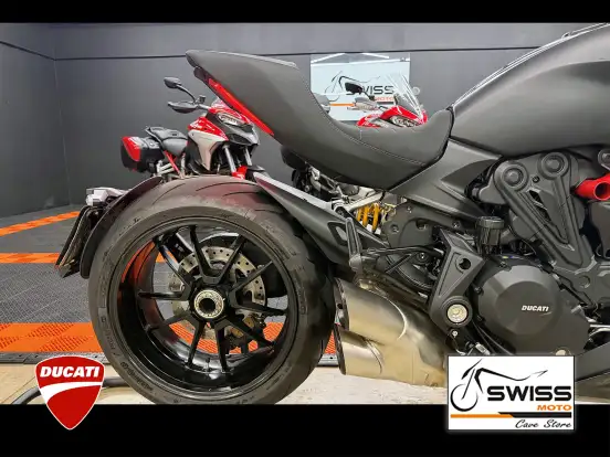 DUCATI-DIAVEL 1260 S-2021
