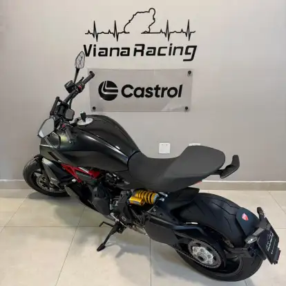 DUCATI-DIAVEL 1260 S-2022