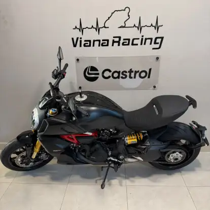 DUCATI-DIAVEL 1260 S-2022