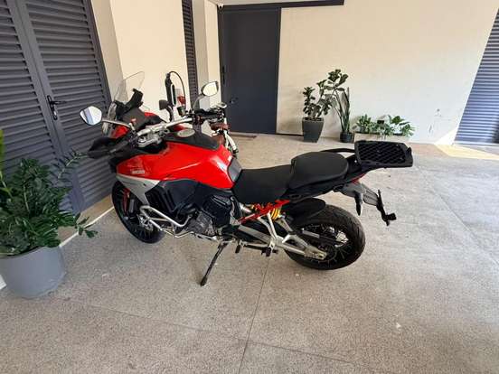 DUCATI-MULTISTRADA 1200 V4 S-2023