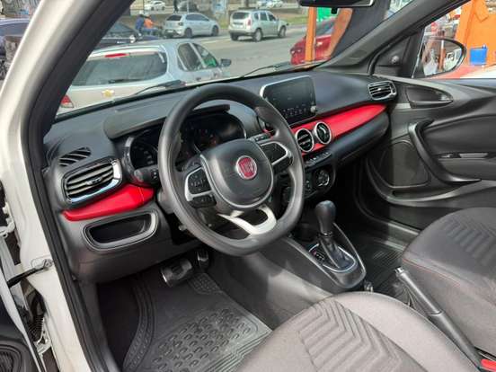 FIAT-ARGO-1.8 E.TORQ FLEX HGT AT6 FIAT-ARGO-2020