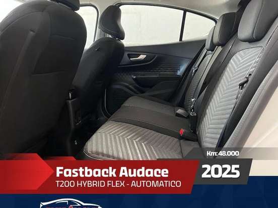 FIAT-FASTBACK-1.0 TURBO 200 HYBRID AUDACE CVT FIAT-FASTBACK-2025