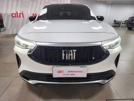 FIAT-FASTBACK-2024