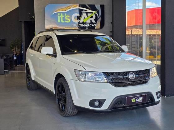 FIAT FREEMONT 2.4 EMOTION 16V GASOLINA 4P AUTOMÁTICO
