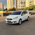 FIAT GRAND SIENA 1.6 MPI ESSENCE 16V FLEX 4P MANUAL FIAT GRAND SIENA 1.6 MPI ESSENCE 16V FLEX 4P MANUAL