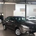 FIAT GRAND SIENA 1.6 MPI ESSENCE 16V FLEX 4P MANUAL FIAT GRAND SIENA 1.6 MPI ESSENCE 16V FLEX 4P MANUAL