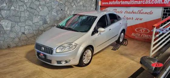 FIAT LINEA 1.8 ESSENCE 16V FLEX 4P AUTOMATIZADO