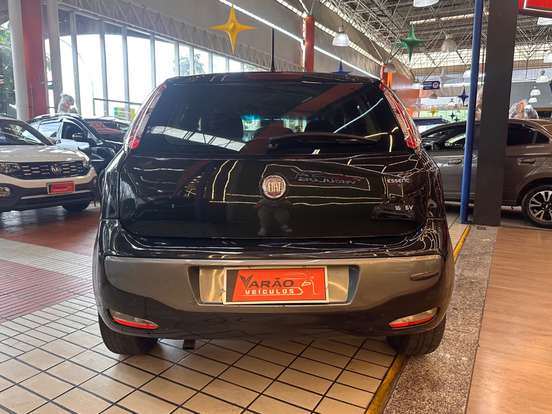 FIAT-PUNTO-1.6 ESSENCE 16V FLEX 4P MANUAL FIAT-PUNTO-2014
