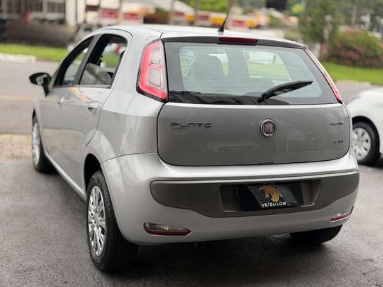 FIAT-PUNTO-2012