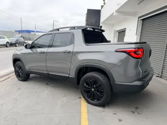 FIAT-TORO-1.3 TURBO 270 FLEX VOLCANO AT6 FIAT-TORO-2023