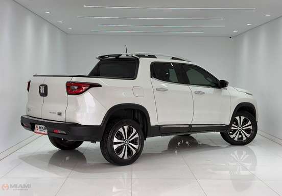 FIAT-TORO-2023