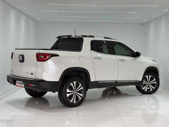 FIAT-TORO-1.3 TURBO 270 FLEX VOLCANO AT6 FIAT-TORO-2023