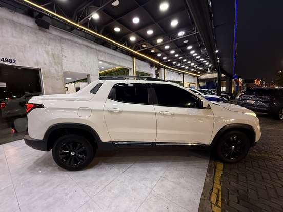 FIAT-TORO-2021