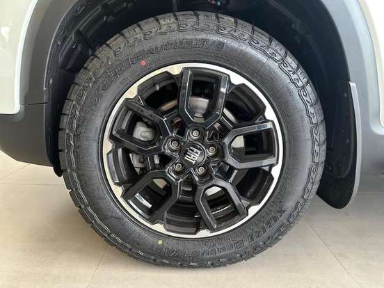 FIAT-TORO-2.0 16V TURBO DIESEL ULTRA 4WD AT9 FIAT-TORO-2024