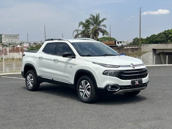 FIAT TORO 2.0 16V TURBO DIESEL VOLCANO 4WD AT9