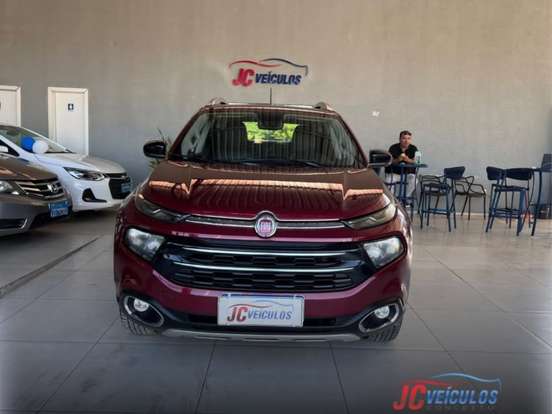 FIAT-TORO-2016