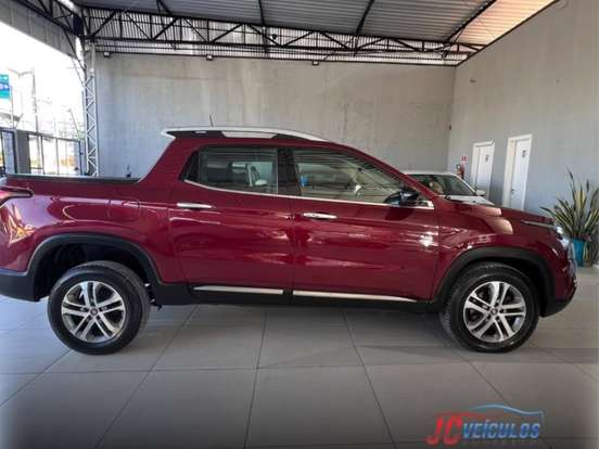 FIAT-TORO-2016