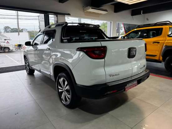 FIAT-TORO-2.0 16V TURBO DIESEL VOLCANO 4WD AT9 FIAT-TORO-2022