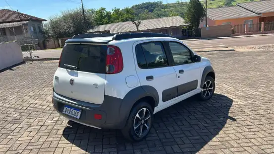 FIAT-UNO-1.4 EVO WAY 8V FLEX 4P MANUAL FIAT-UNO-2014