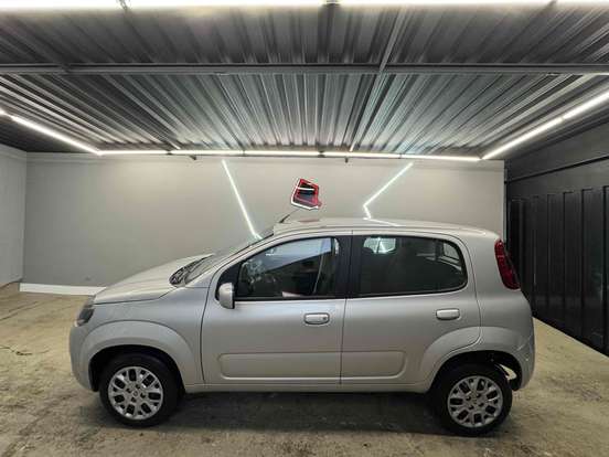 FIAT-UNO-1.0 EVO VIVACE 8V FLEX 4P MANUAL FIAT-UNO-2015