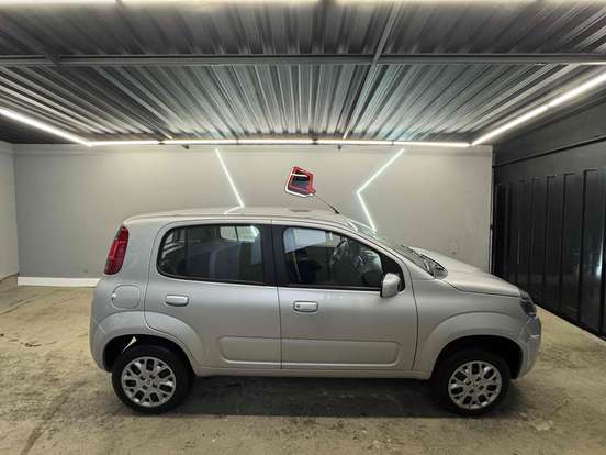 FIAT-UNO-1.0 EVO VIVACE 8V FLEX 4P MANUAL FIAT-UNO-2015