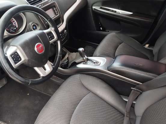FIAT-FREEMONT-2.4 EMOTION 16V GASOLINA 4P AUTOMÁTICO FIAT-FREEMONT-2011