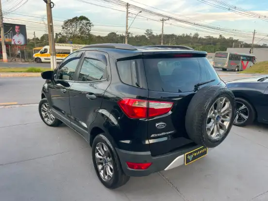 FORD-ECOSPORT-2013