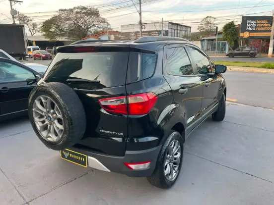 FORD-ECOSPORT-2013