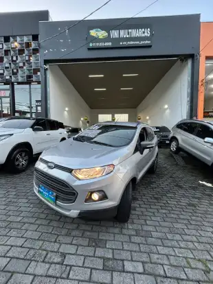 FORD-ECOSPORT-2016