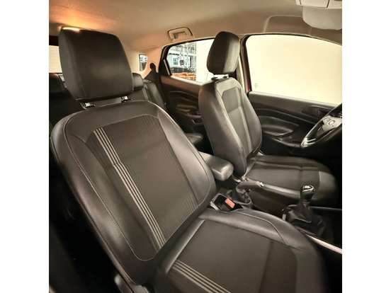 FORD-ECOSPORT-2018
