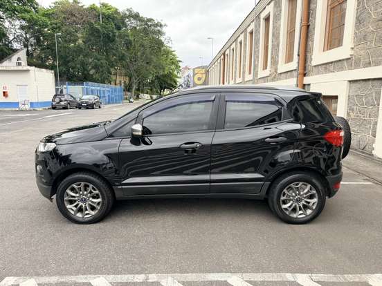 FORD-ECOSPORT-1.6 FREESTYLE 16V FLEX 4P MANUAL FORD-ECOSPORT-2014