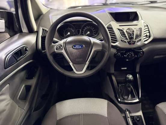 FORD-ECOSPORT-2012