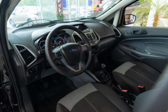 FORD-ECOSPORT-2016