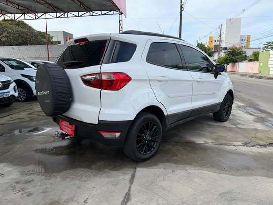FORD-ECOSPORT-2016