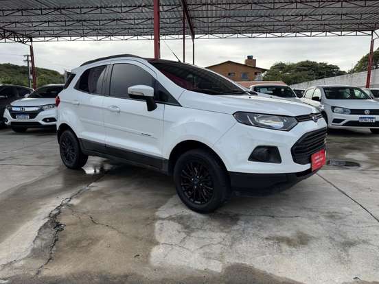 FORD-ECOSPORT-2016
