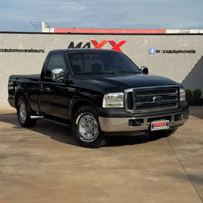 FORD F-250 4.2 XLT 4X2 CS TURBO DIESEL 2P MANUAL