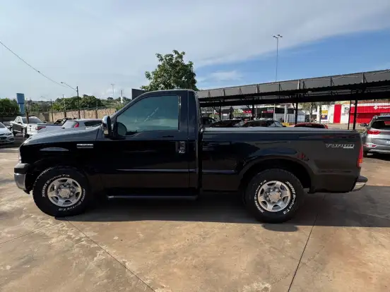 FORD-F-250-4.2 XLT 4X2 CS TURBO DIESEL 2P MANUAL FORD-F-250-2001