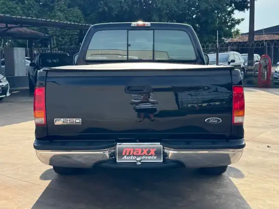 FORD-F-250-4.2 XLT 4X2 CS TURBO DIESEL 2P MANUAL FORD-F-250-2001