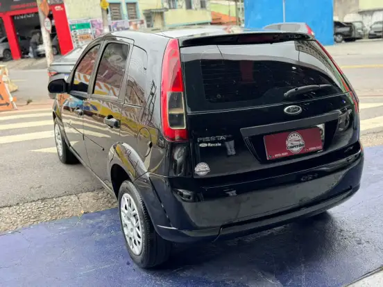 FORD-FIESTA-2011