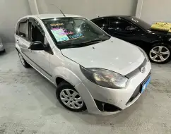 FORD FIESTA 1.0 ROCAM HATCH 8V FLEX 4P MANUAL FORD FIESTA 1.0 ROCAM HATCH 8V FLEX 4P MANUAL