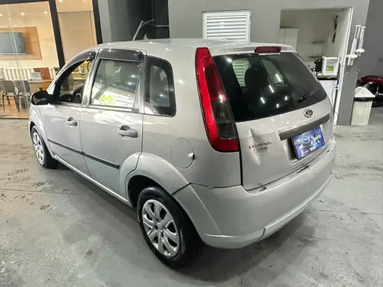 FORD-FIESTA-2013