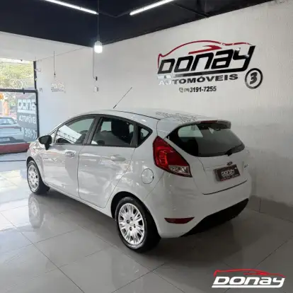 FORD-FIESTA-2015