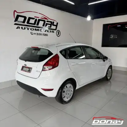 FORD-FIESTA-2015