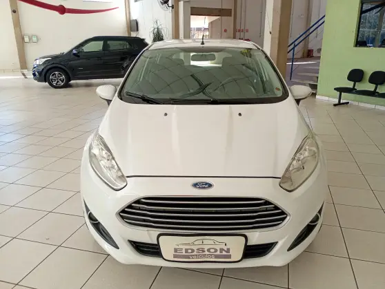 FORD FIESTA 1.5 SE HATCH 16V FLEX 4P MANUAL