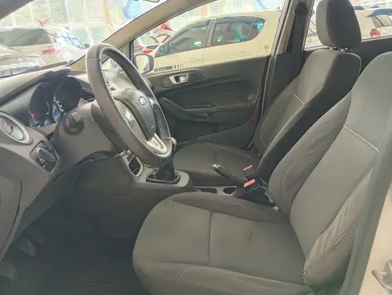 FORD-FIESTA-2015