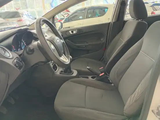 FORD-FIESTA-1.5 SE HATCH 16V FLEX 4P MANUAL FORD-FIESTA-2015